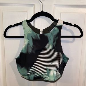 S Under Armer green/white/black sports bra